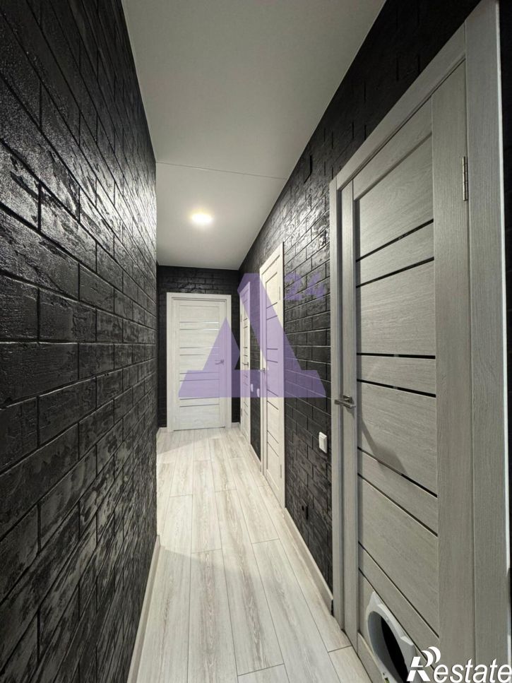 3-комн квартира улица Островского, дом 7