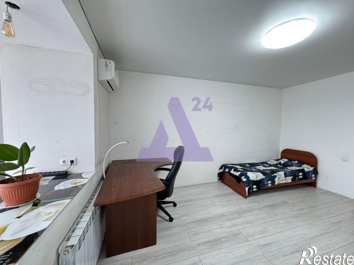 3-комн квартира улица Островского, дом 7