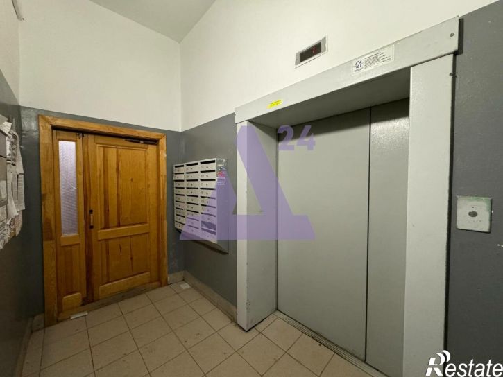 3-комн квартира улица Эмилии Алексеевой, дом 65