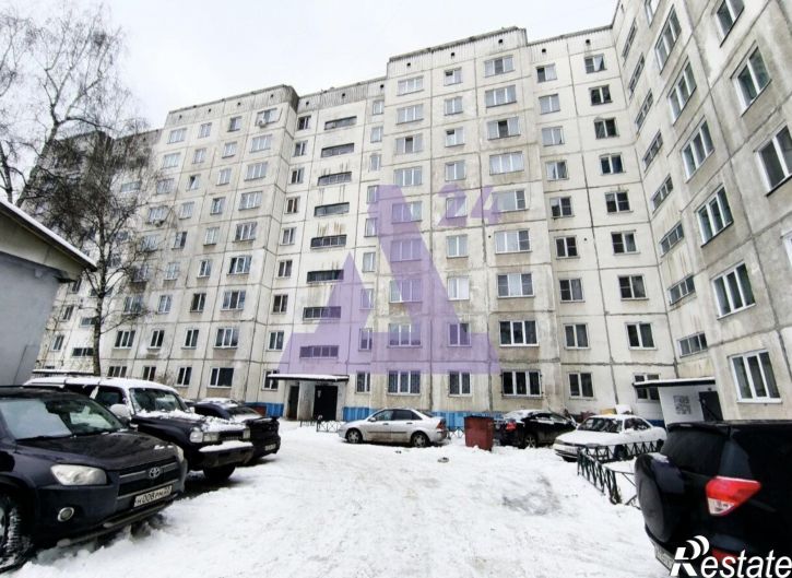 3-комн квартира улица Панфиловцев, дом 35