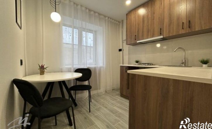 2-комн квартира Социалистический пр-кт, 76А,  д. 76А