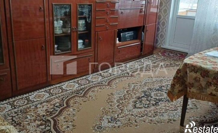 3-комн квартира улица Юрина, 230,  д. 230