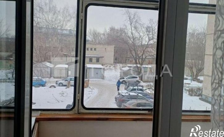 3-комн квартира улица Юрина, 230,  д. 230