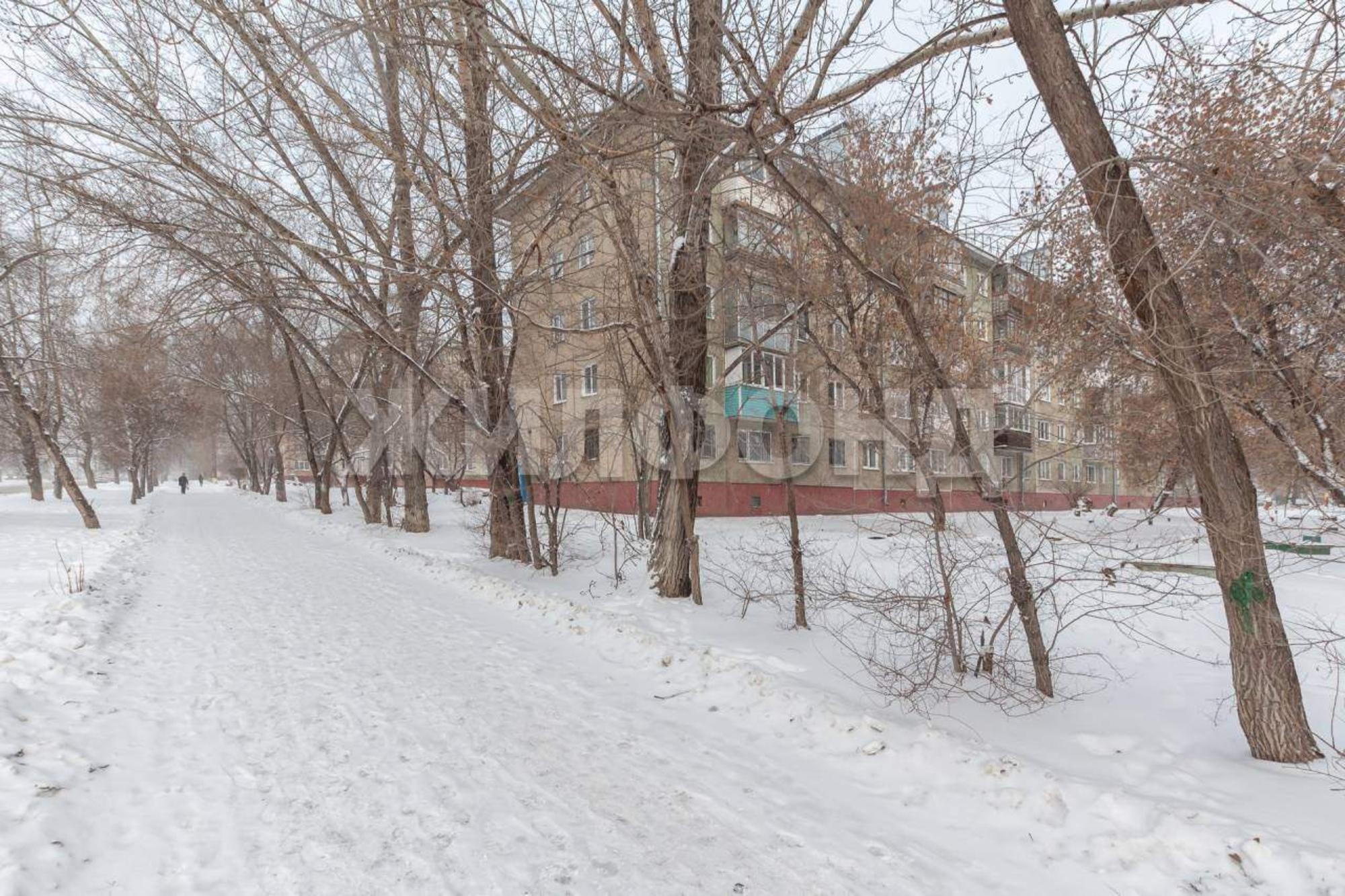 Купить квартиру за 5 600 000 рублей на Антона Петрова улица, д.152