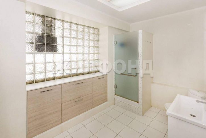 3-комн квартира Папанинцев улица, д.134