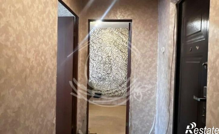 2-комн квартира улица Юрина, 246,  д. 246