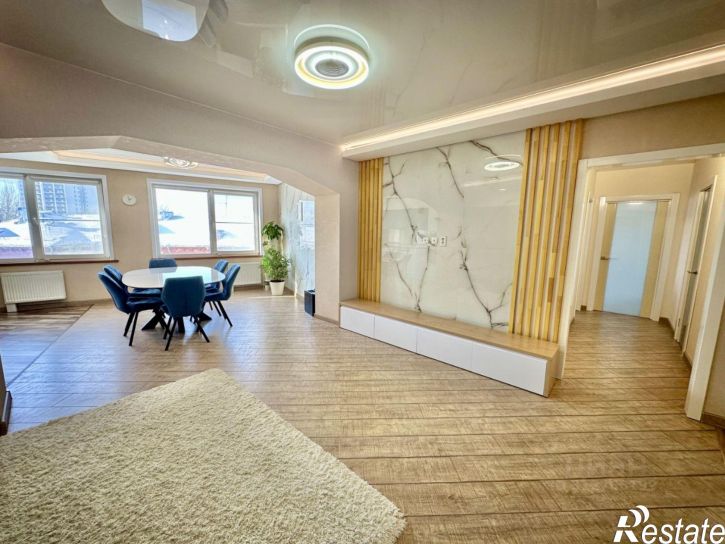 3-комн квартира улица Профинтерна, 7А,  д. 7А