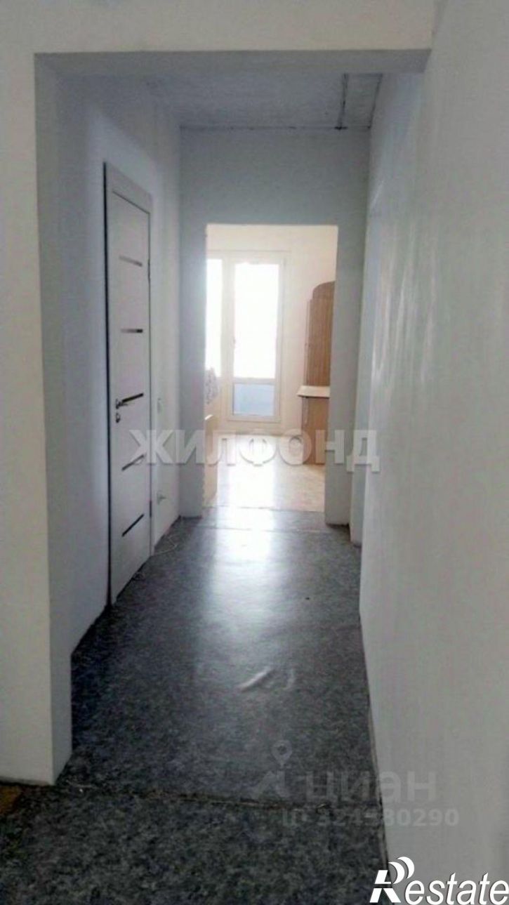 3-комн квартира улица Солнечная Поляна, 85,  д. 85