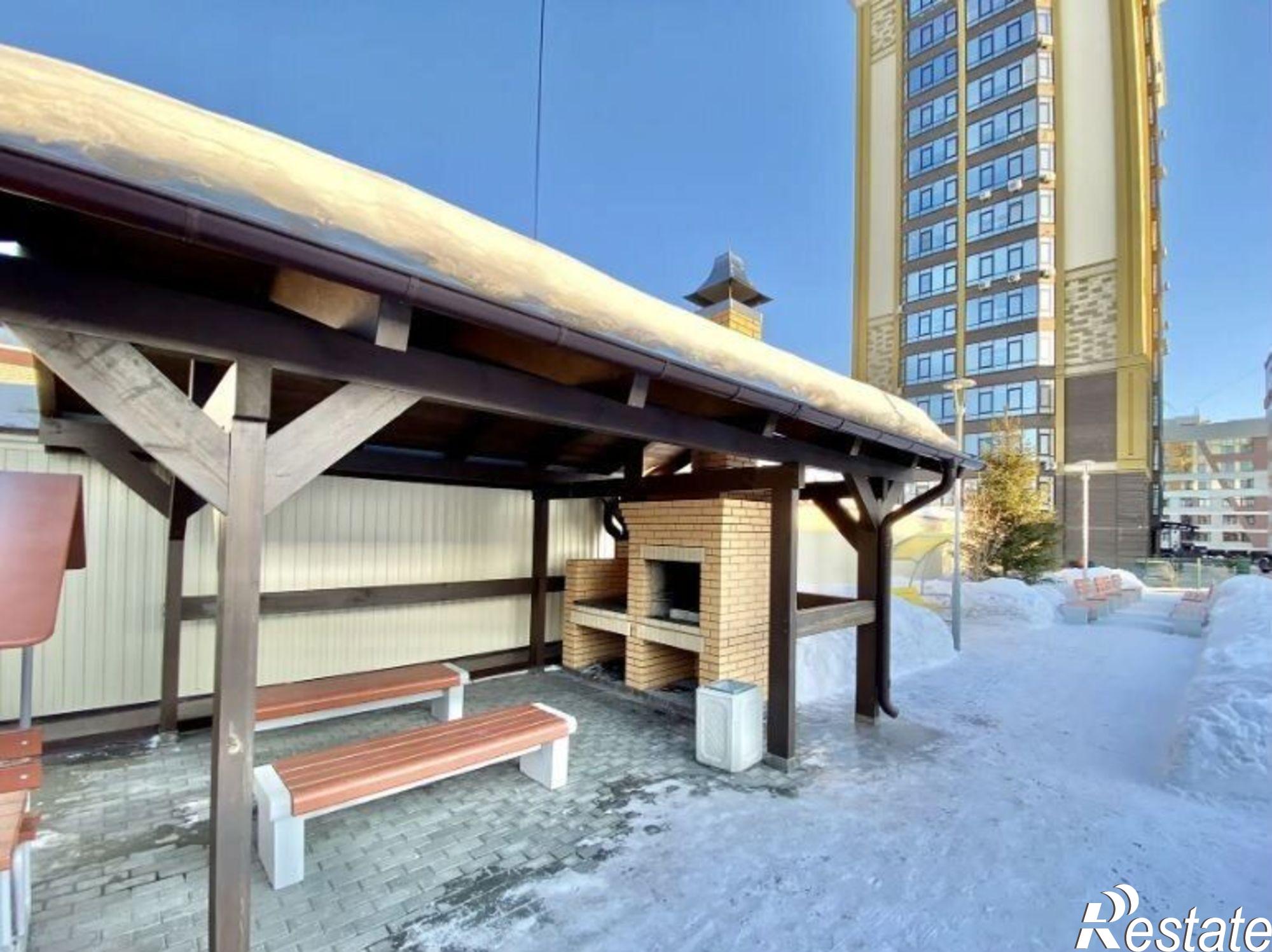 Купить квартиру за 30 000 000 рублей на ул Мерзликина, 8