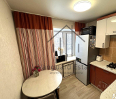 2-комн, 45кв м, этаж 2/5 4-я Западная улица, 77