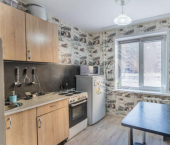 2-комн, 50кв м, этаж 1/9 ул Гущина, 165