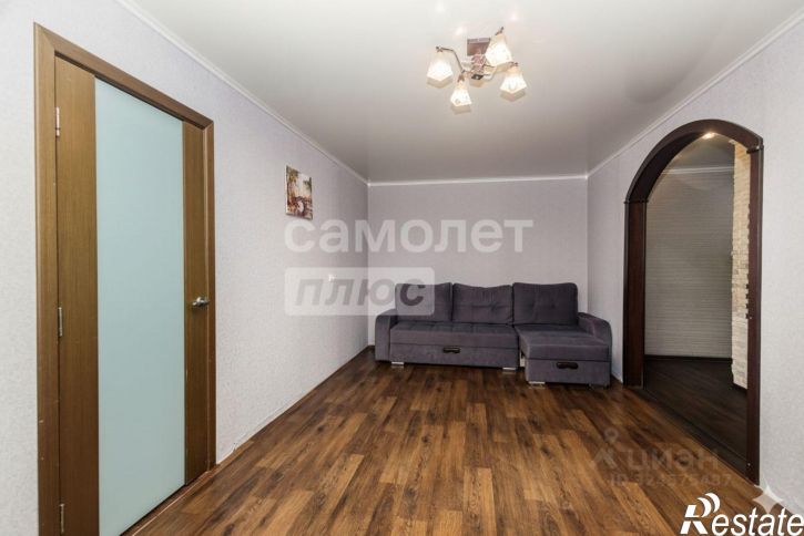 2-комн квартира улица Георгия Исакова, 203,  д. 203