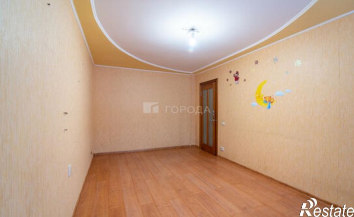 2-комн квартира улица Гущина, 185,  д. 185