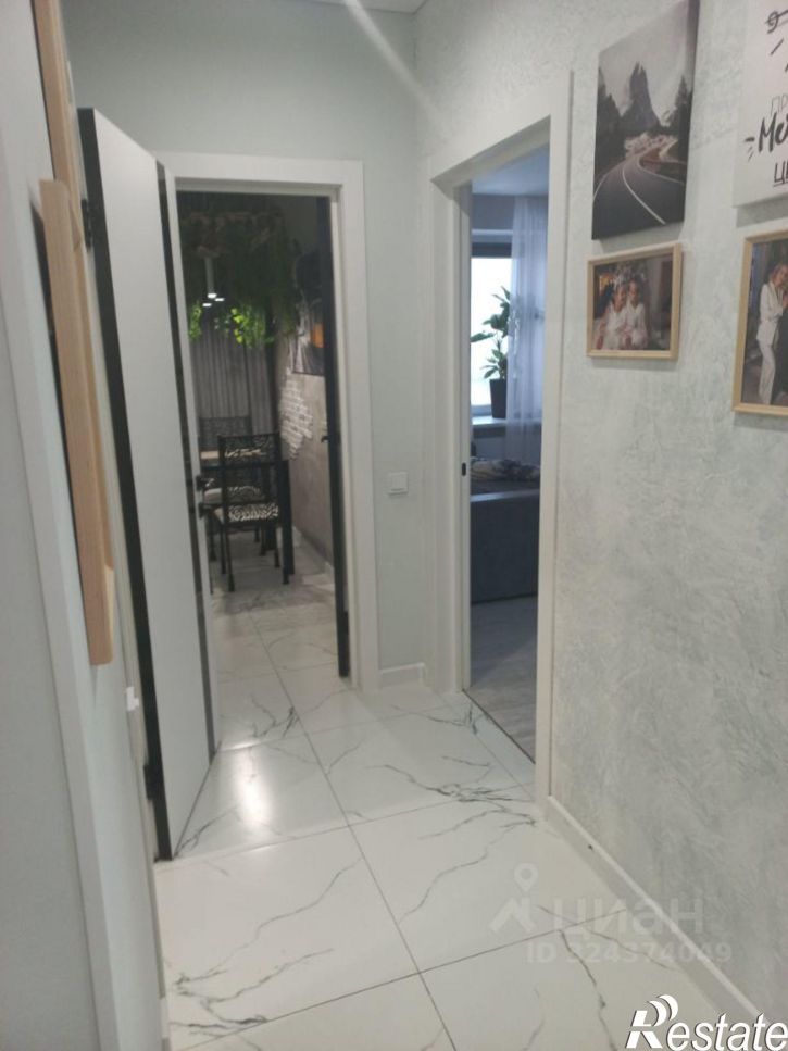 2-комн квартира улица Юрина, 168К,  д. 168К