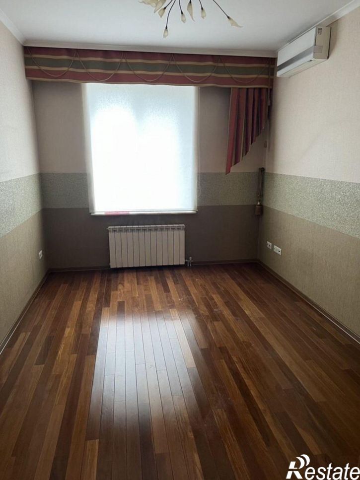 4-комн квартира ул Папанинцев, 102/31,  д. 102/31