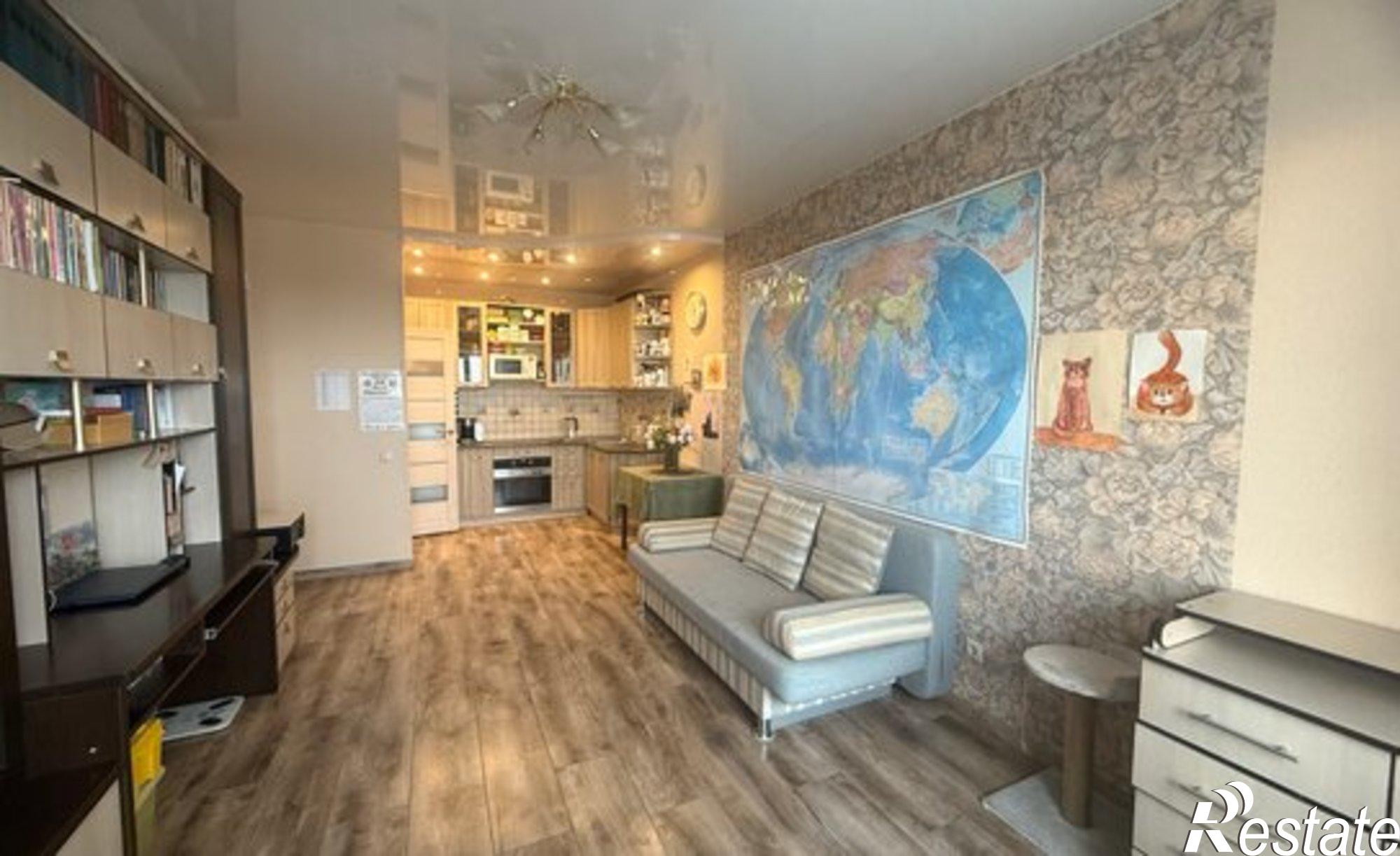 Купить квартиру за 7 200 000 рублей на улица Юрина, 241А