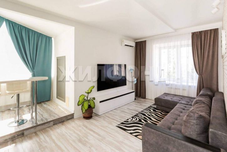 3-комн квартира Папанинцев улица, д.134