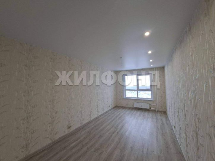 3-комн квартира Власихинская улица, д.65ак3