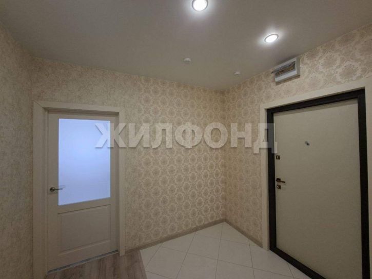 3-комн квартира Власихинская улица, д.65ак3