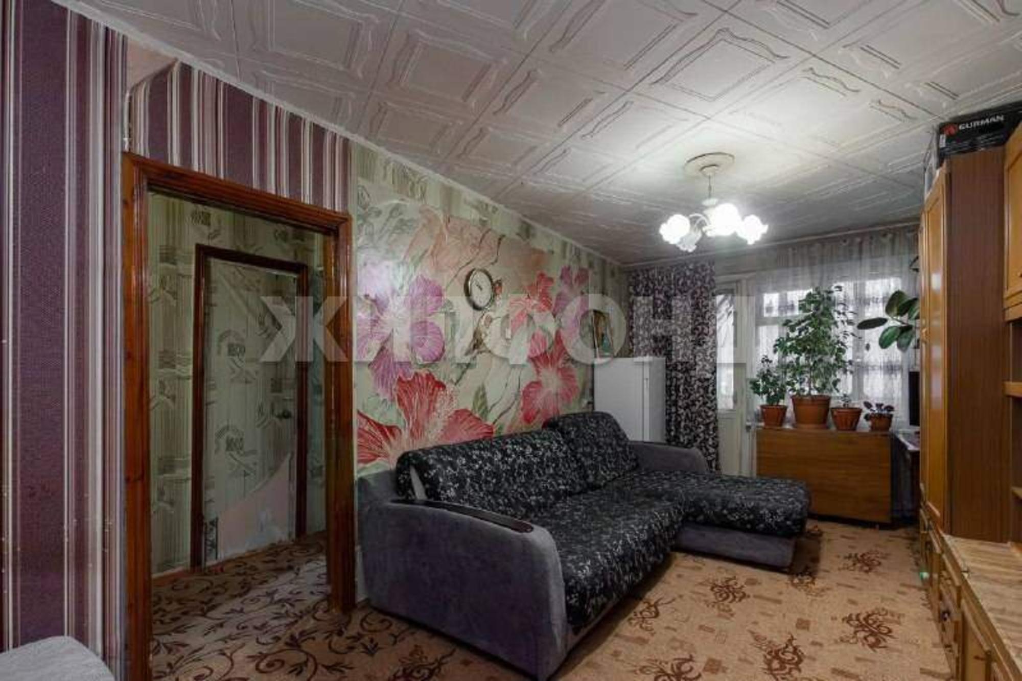 Купить квартиру за 3 800 000 рублей на Юрина улица, д.202