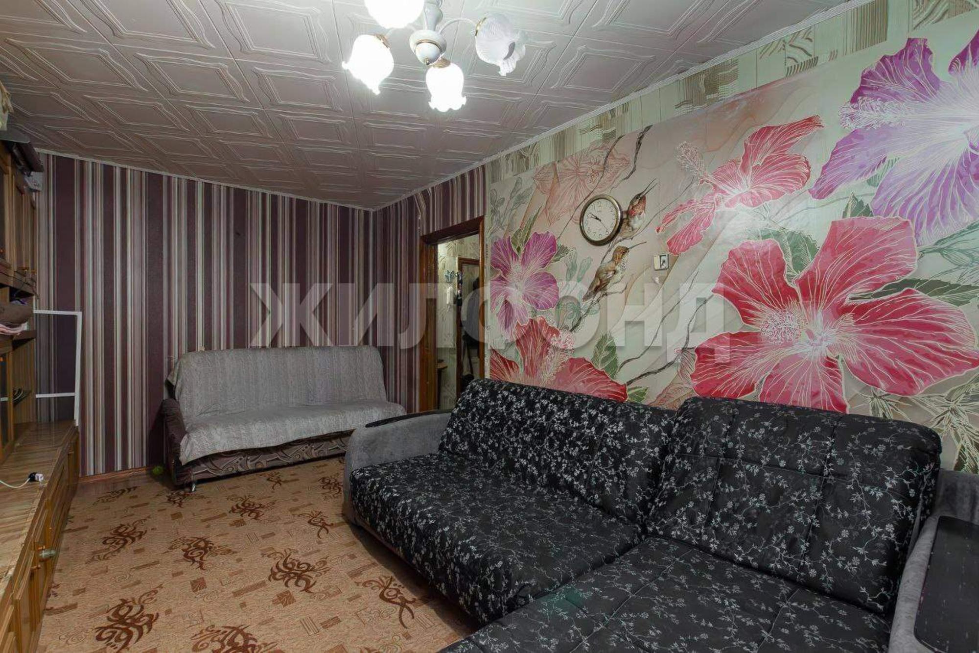 Купить квартиру за 3 800 000 рублей на Юрина улица, д.202