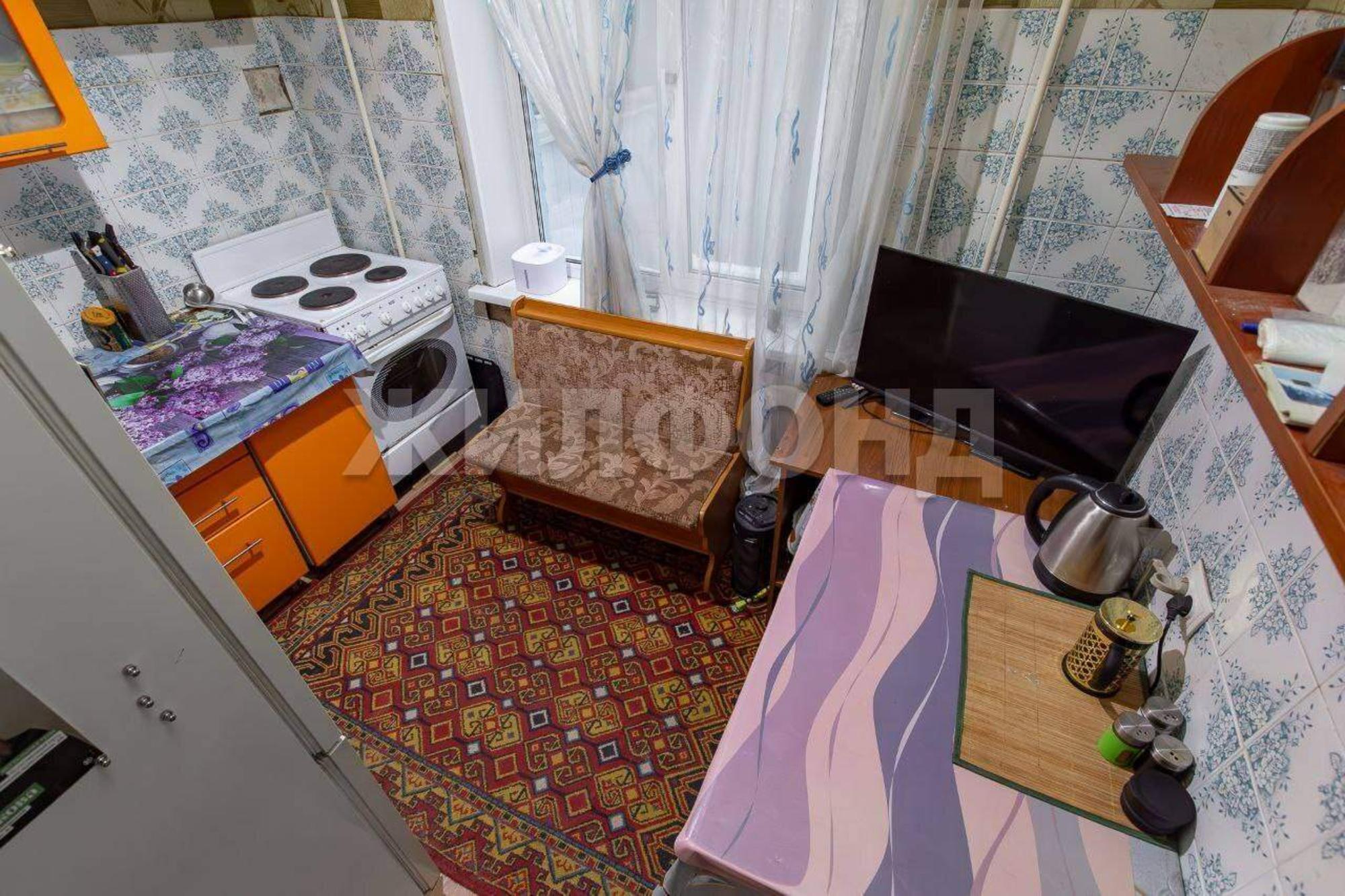 Купить квартиру за 3 800 000 рублей на Юрина улица, д.202