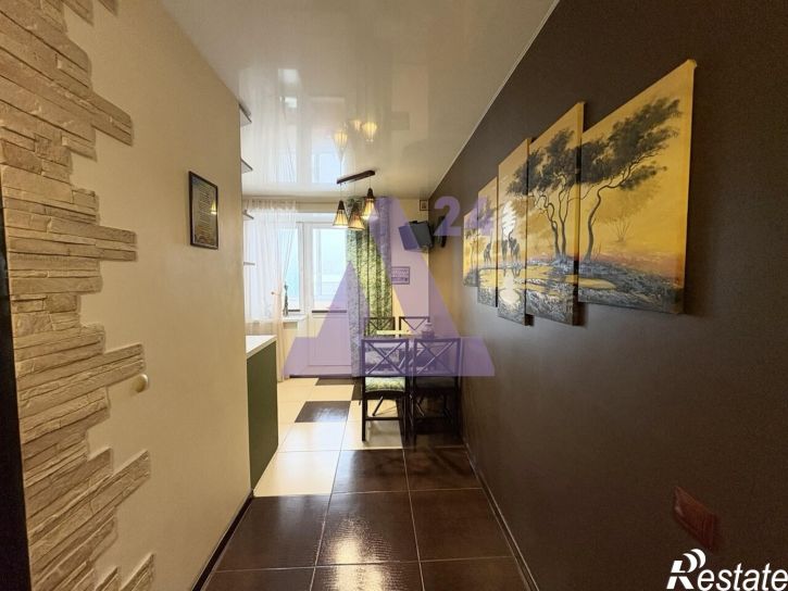 3-комн квартира улица Лазурная, дом 51