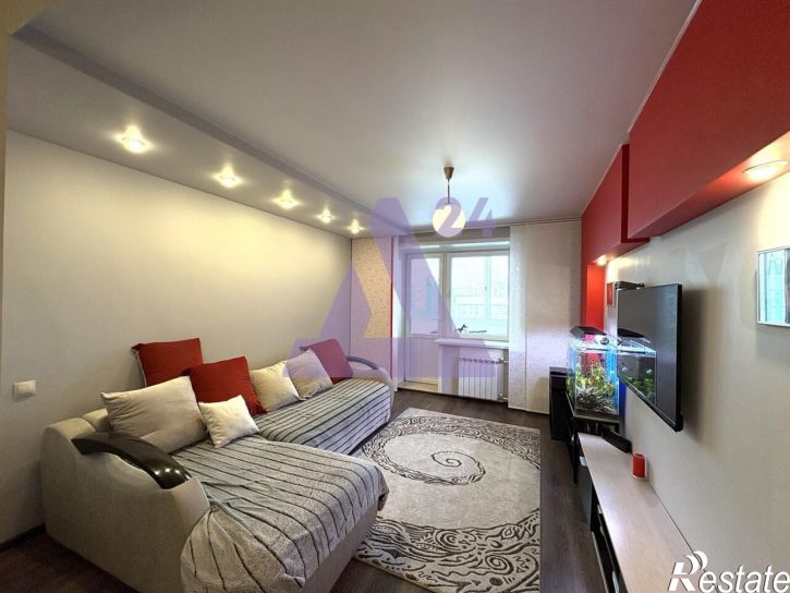 3-комн квартира улица Лазурная, дом 51