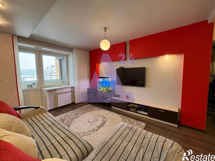 3-комн квартира улица Лазурная, дом 51