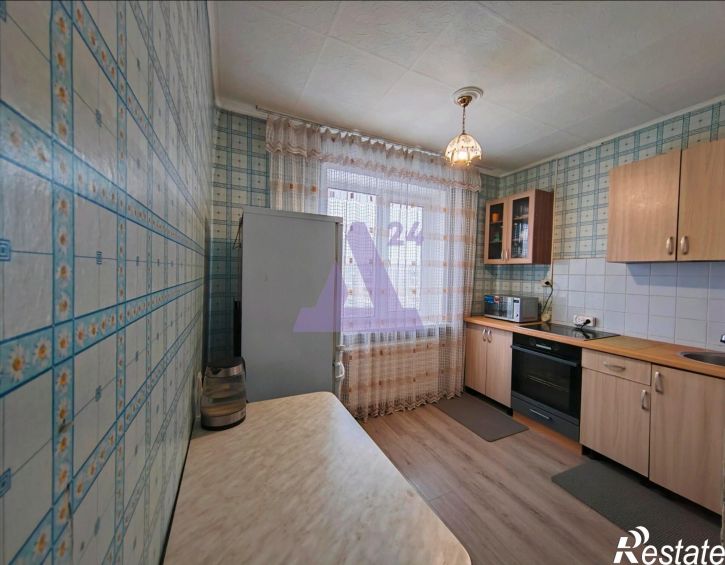 1-комн квартира улица Гущина, дом 167