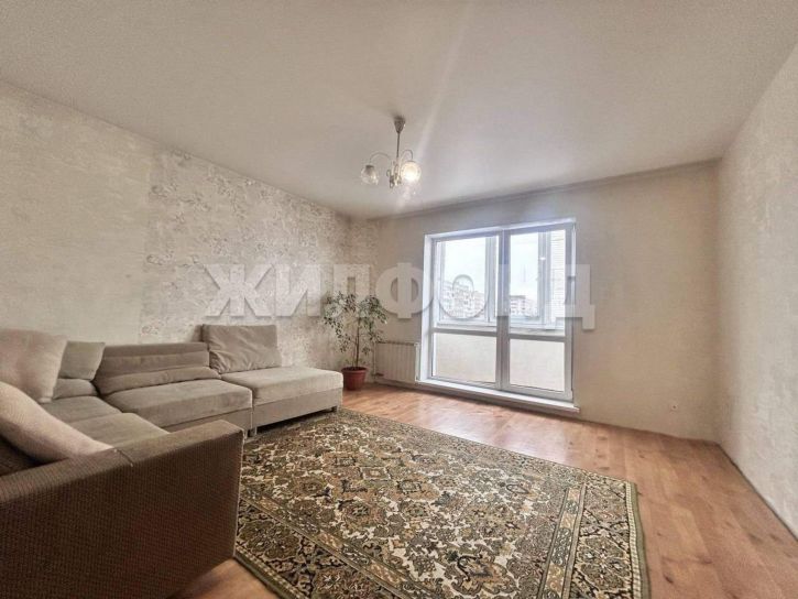 4-комн квартира Шумакова улица, д.53