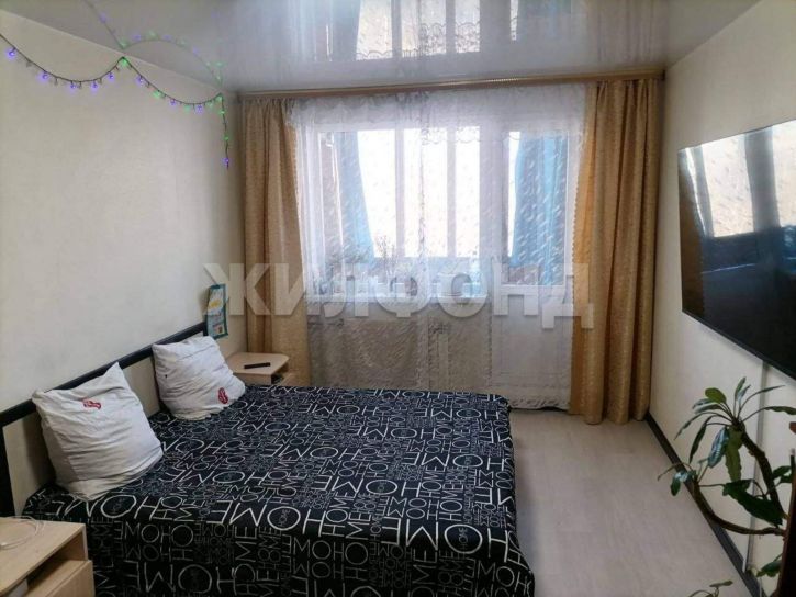 3-комн квартира Анатолия улица, д.220