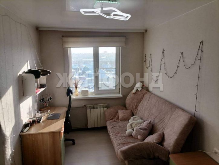 3-комн квартира Анатолия улица, д.220