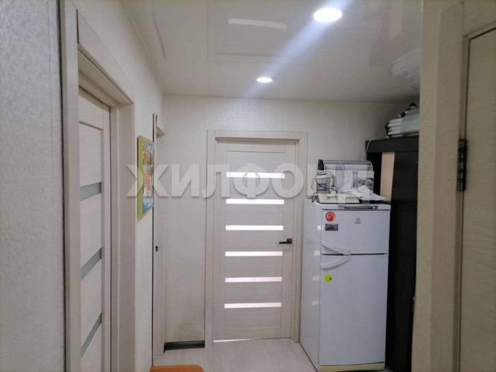 3-комн квартира Анатолия улица, д.220