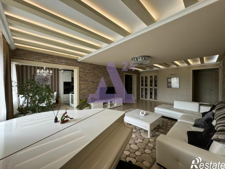 4-комн квартира тракт Змеиногорский, дом 102/19