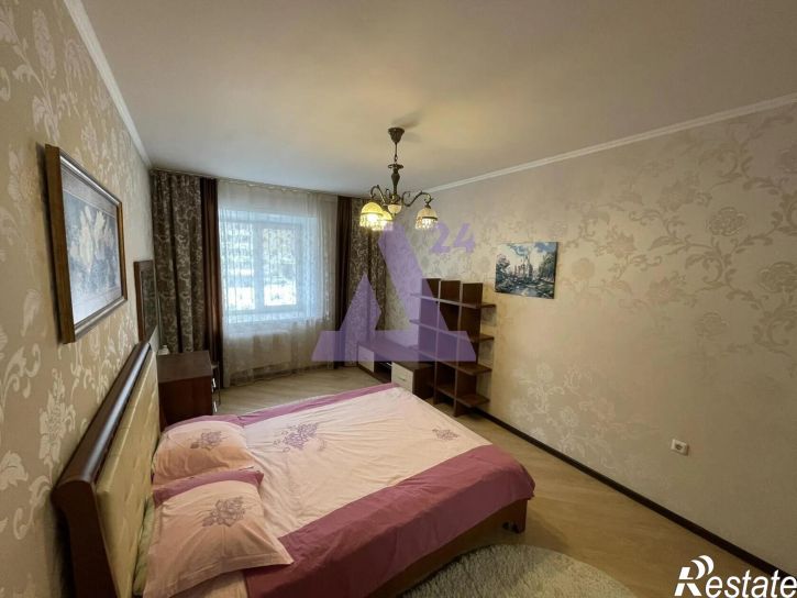 3-комн квартира улица Взлетная, дом 7