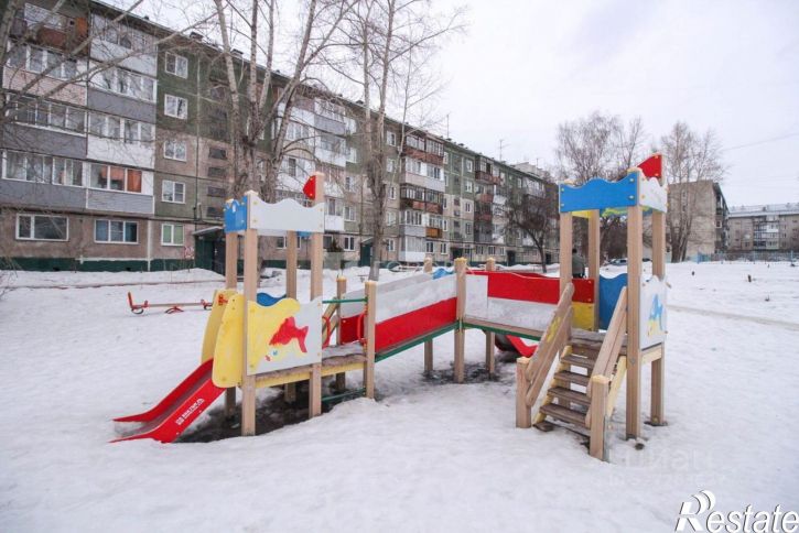 3-комн квартира улица Георгиева, 6,  д. 6