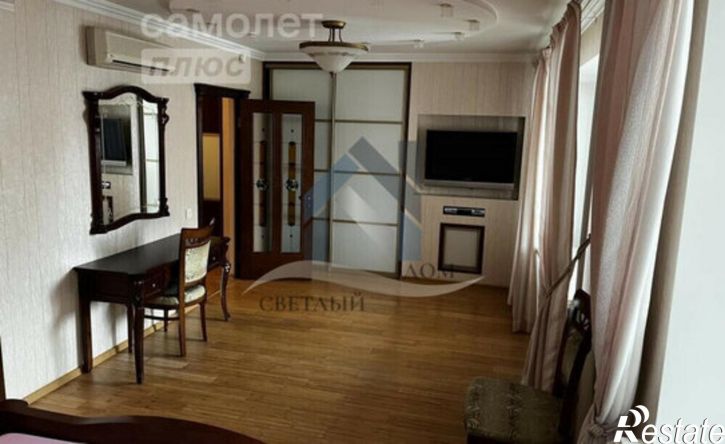 5-комн квартира ул Шумакова, 16,  д. 16