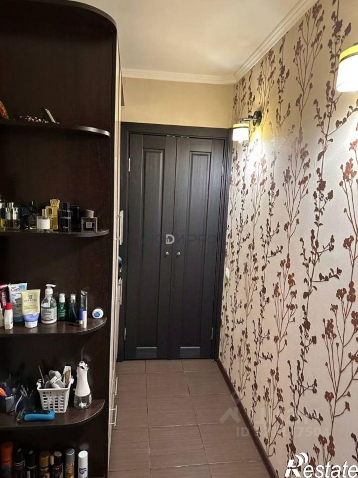 1-комн квартира улица Антона Петрова, 240,  д. 240