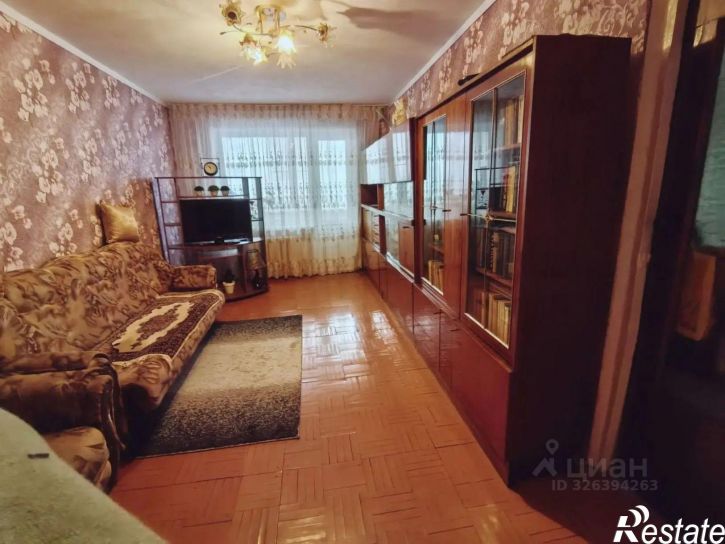 4-комн квартира ул Сухэ-Батора, 8,  д. 8