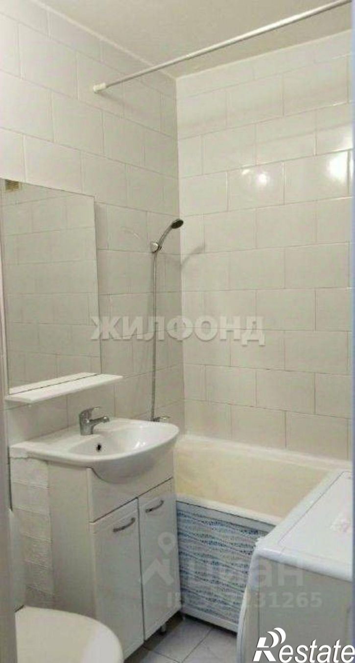 2-комн квартира улица Глушкова, 27,  д. 27