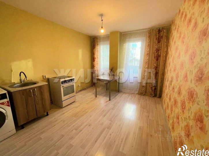 3-комн квартира ул Сергея Ускова, 23,  д. 23