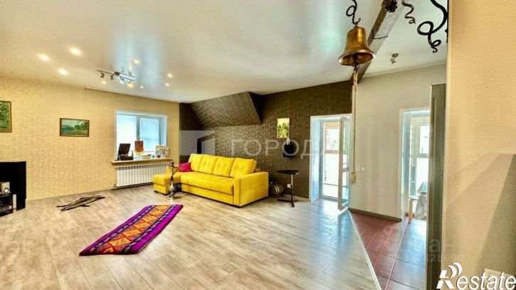 4-комн квартира улица Шумакова, 40А,  д. 40А