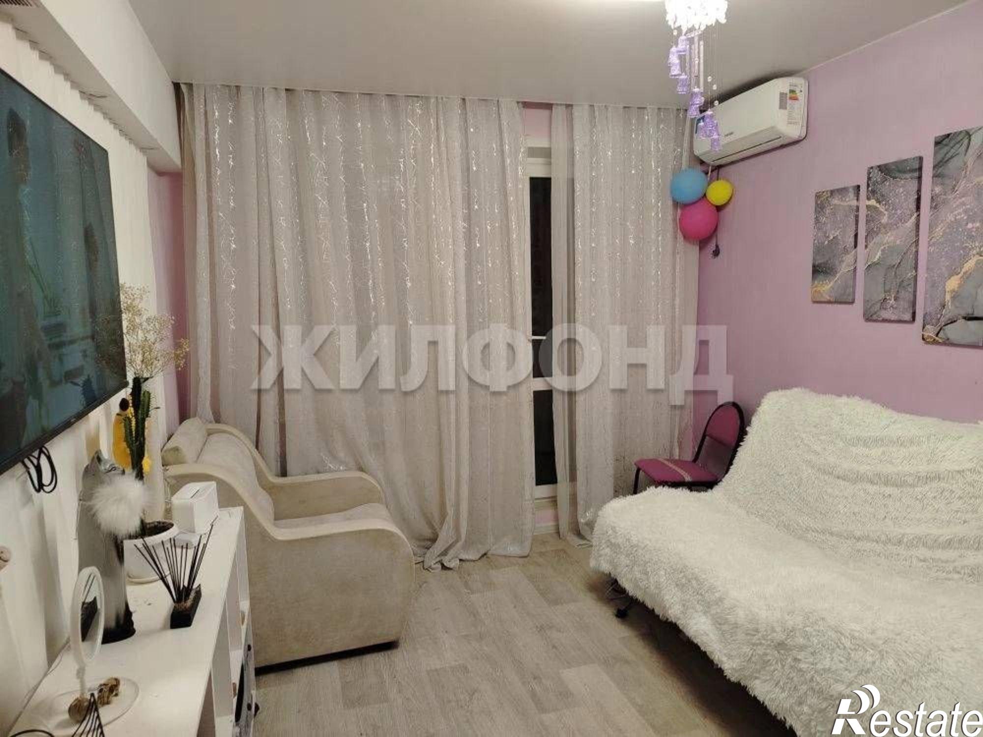 Купить комнату за 2 450 000 рублей на улица 40 лет Октября, 2