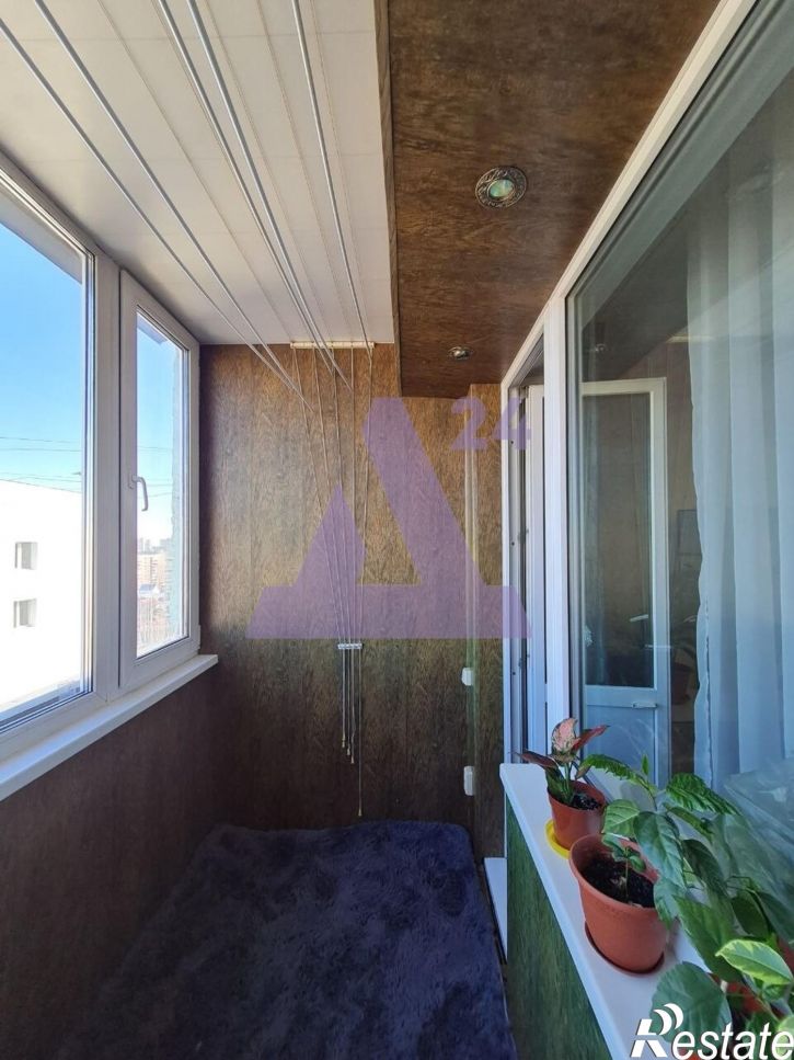 2-комн квартира улица Сухэ-Батора, дом 9