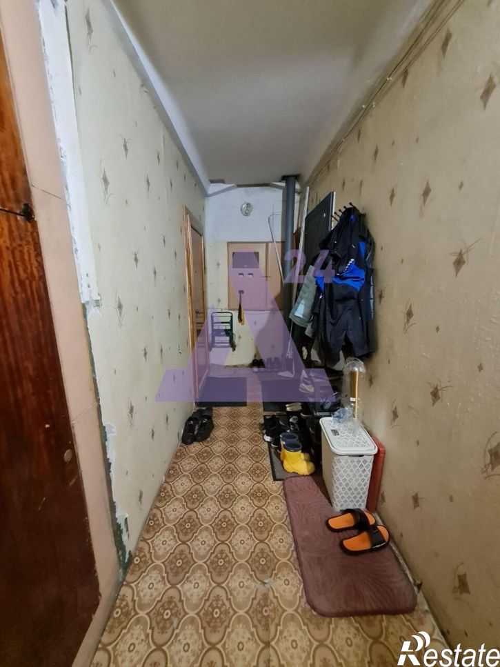 2-комн квартира улица Сухэ-Батора, дом 9