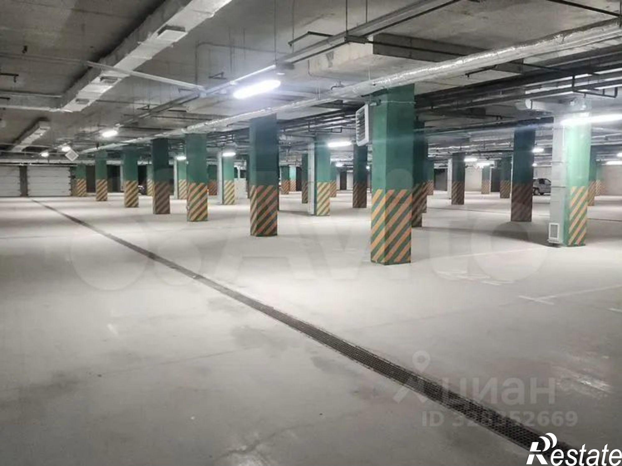 Купить гараж, место в паркинге за 1 650 000 рублей на проспект Строителей, 18 к1