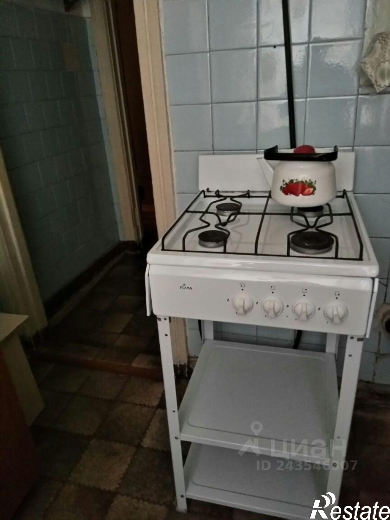Сдать комнату за 11 000 рублей на пр-кт Строителей, 17