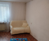 комната 10 кв м улица 80-й Гвардейской Дивизии, 2/2