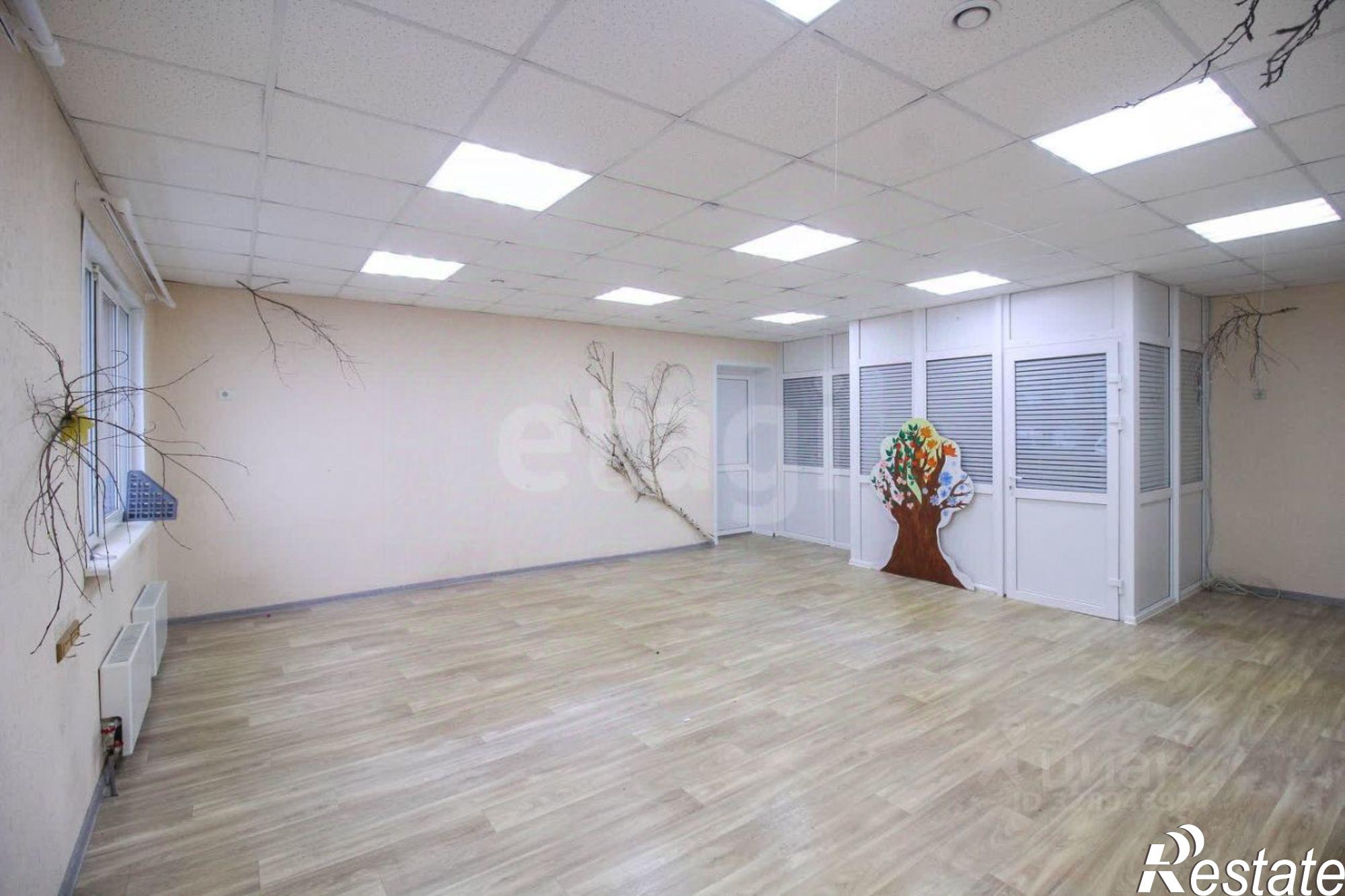 Купить офис, помещение под офис за 6 419 780 рублей на ул Гущина, 150/24